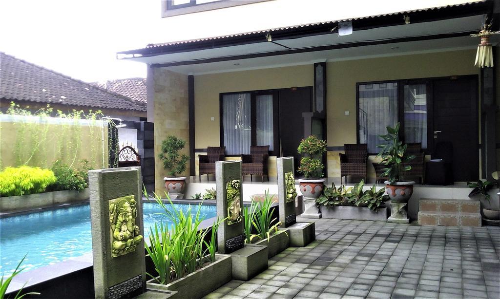 Taxa Uma Hotel Kuta Lombok Exterior foto